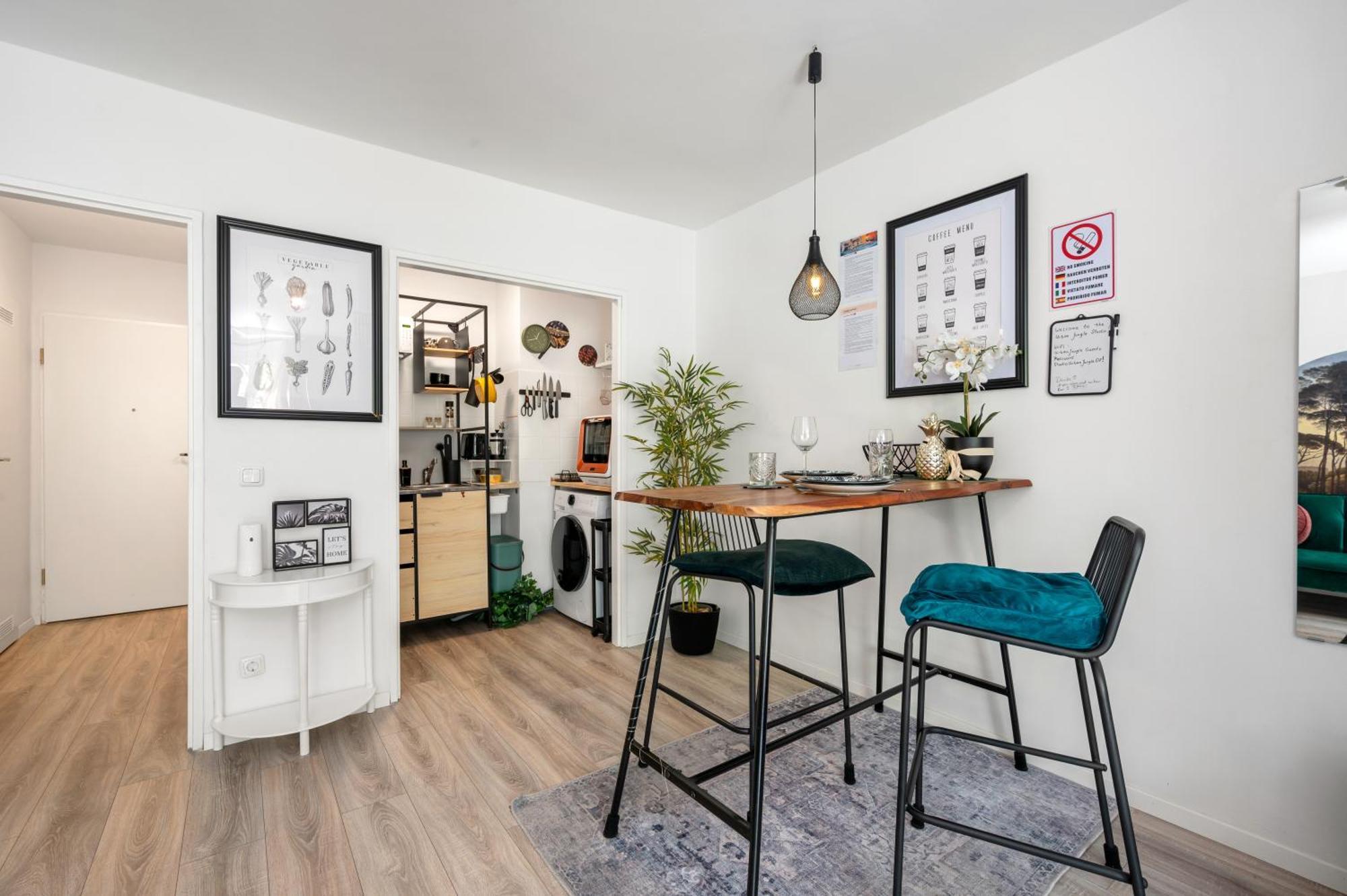Urban Jungle Studio Apartment Offenbach am Main Luaran gambar