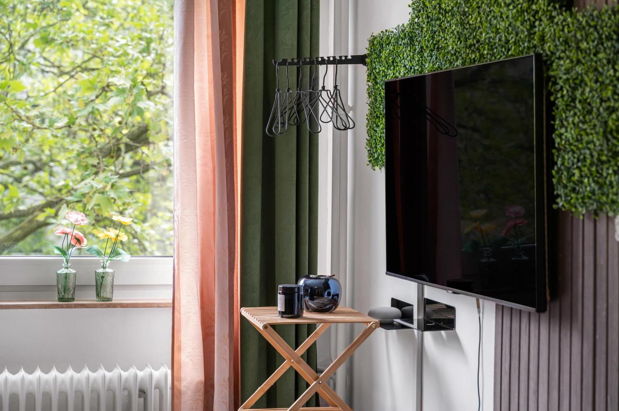 Urban Jungle Studio Apartment Offenbach am Main Luaran gambar